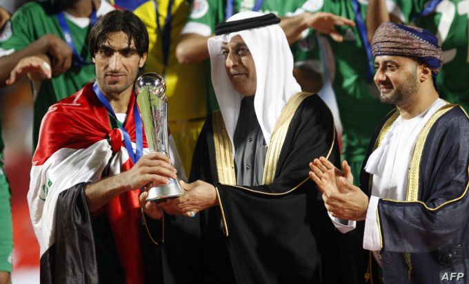 U-22 Осиё чемпионати-2013. Антирекордчи Ўзбекистон, голни нишонлашда жароҳатланган мураббий, ИШИДга қиёсланган Саудия Арабистони ҳамда чилим чекиш туфайли шифокорсиз қолган жамоа тўғрисида ҳикоя қиламиз