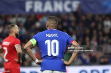 Mbappe Evro-2024 musobaqasidan avval jarohat oldi. Hujumchi kechagi mashg'ulotlarda ishtirok etmagan