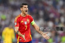 Morata styuard bilan to'qnashib ketib jarohat oldi va Evro finalini o'tkazib yuborishi mumkin