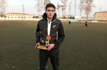 "Neftchi" futbolchisi BAA chempionatiga yo'l oldi