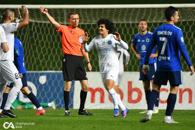 Superliga. "Dinamo" – "Xorazm" 3:1