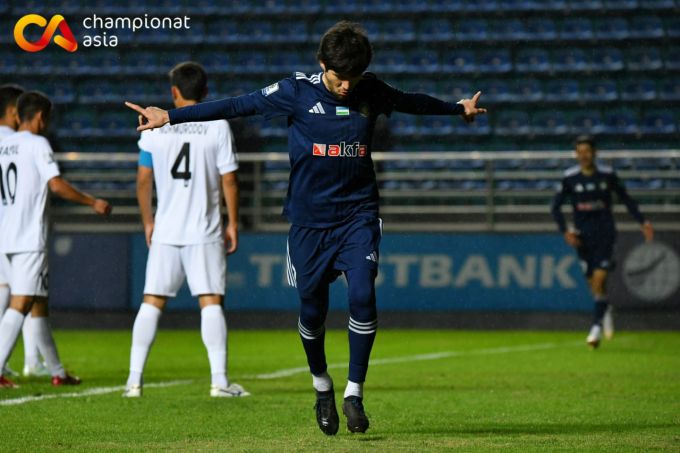 Суперлига. "Пахтакор" – "Бунёдкор" 4:2 