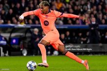 "Бу ёлғон". Ламин Ямал соғлиғидаги муаммолари ҳақидаги миш-мишларга жавоб берди