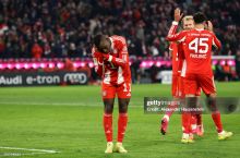 Бундеслига. "Бавария" 2 та гол ўтказиб, 6 та гол урди, "Боруссия Д"да жанговар дуранг ва бошқа натижалар