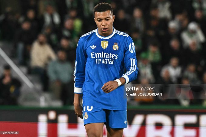 Ла Лига. "Реал" "Эльче" билан ўйинда қоқилди, аммо биринчи ўринда қолди — "Барселона" билан орадаги фарқ 1 очко