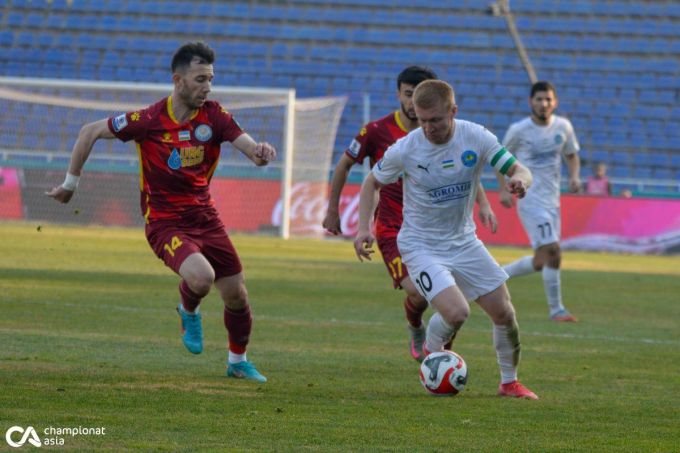 Суперлига. “Насаф” — “Динамо” 0:0 