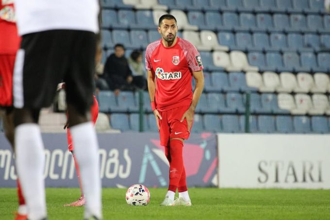 Грузиялик тўпурар ярим ҳимоячи водий жамоаси билан шартнома имзолади