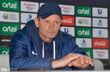 Александр Хомяков: "Аввало, руҳий босимни енгиб ўтишимиз лозим эди"