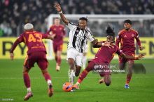 А Серия. "Ювентус" ва "Рома" ўртасидаги ўйинда учта гол урилди