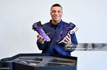 Nike, Adidas ёки Under Armour? Жаҳон брендлари Мбаппе учун курашга киришди
