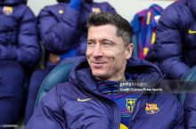 Левандовски "Барселона" билан шартнома ҳақида: "Ҳали қарор қабул қилиш учун вақтим бор. Қаерда ўйнашни ва қайси йўналишда ҳаракат қилишни билмайман, лекин босим йўқ"