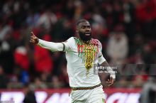 Синайоко "Манчестер Юнайтед"га ўтади