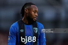 "Man Siti"ga o'tayotgan Semenoning transfer summasi va maoshi malum