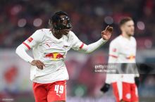 "Манчестер Юнайтед" Бундеслигадаги вингерга кўз тикди