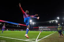 "Кристал Пэлас" ўз форвардини "Манчестер Юнайтед"га сотишдан бош тортмоқда