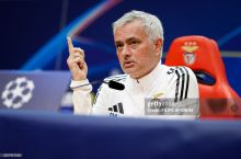 Моуриньюни АПЛ грандларидан бирида кўришмоқчи