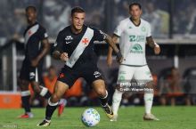 "Ливерпуль" ва "Барселона" собиқ юлдузи ўзига янги жамоа қидирмоқда