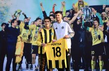 "Нефтчи" янги футболчилари тақдимотидан ГАЛЕРЕЯ