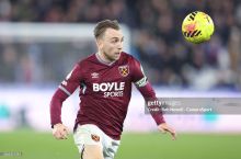 "Манчестер Юнайтед" ҳужумчи Боуэнни сотиб олмоқчи