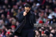 Лиам Росеньор "Челси" футболчиларининг тез-тез майдондан четлатилиши ҳақида фикр билдирди