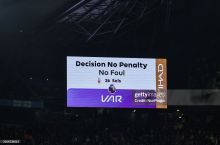 "Манчестер Сити" футболчиси кечаги учрашув ҳакамлигини танқид қилди