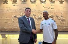 "Металлург" Максвел ва яна уч нафар футболчи билан битим имзолади 