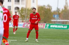 "Локомотив" футболчиси "Каттақўрғон"га ўтди