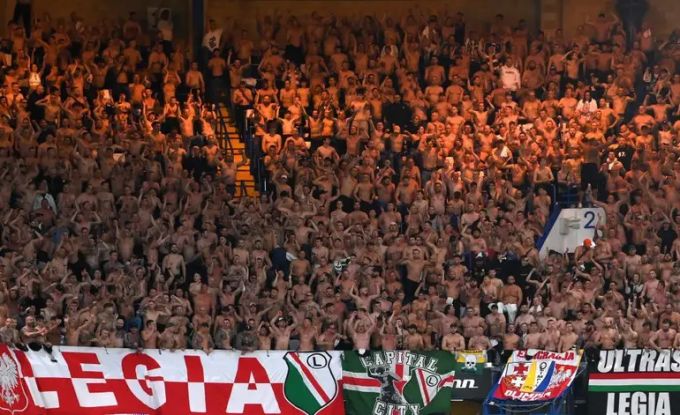 Барча 18 жамоа чемпион бўлиши... ёки қуйи лигага тушиб кетиши мумкин бўлган Польша лигасига хуш келибсиз