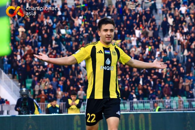 Суперлига. "Нефтчи" – "Локомотив" 3:1 